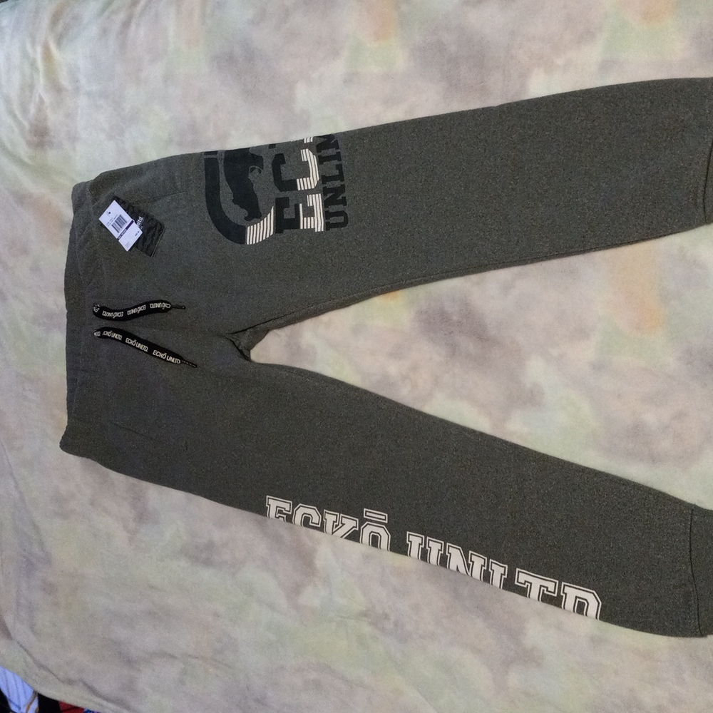 Ecko Unltd joggers NWT